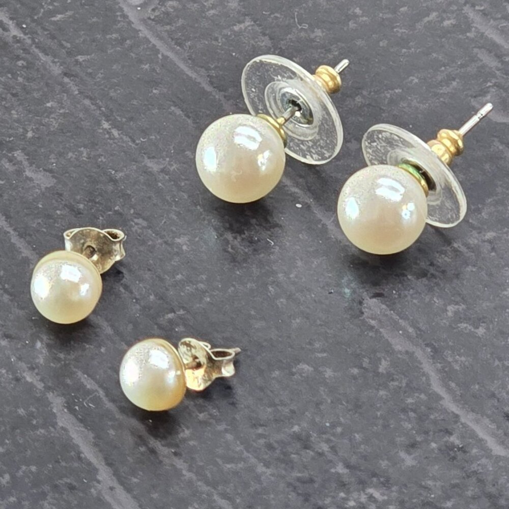 Pearl Stud Earrings Set Round and Cabochon Style i658